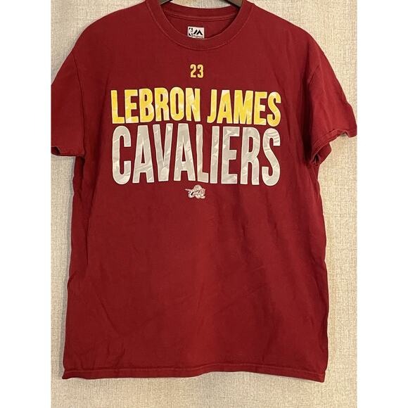 LeBron James 23 Cavaliers Mens T Shirt Majestic NBA Basketball Sz Medium - Picture 2 of 5